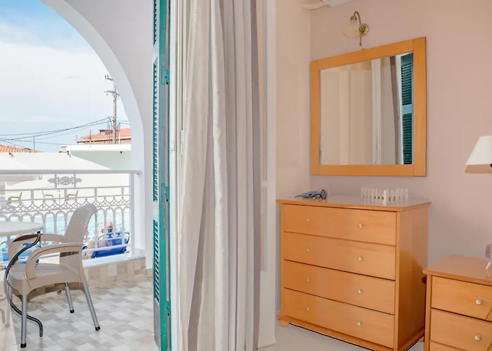 Aparthotel Krina Argassi